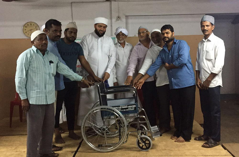 ಪೊಲಿಪು: ಮಹಿಳೆಗೆ ಗಾಲಿ ಕುರ್ಚಿ ವಿತರಣೆ